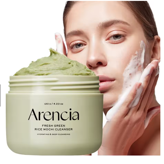Nettoyant Mochi Riz Vert – application sur le visage Arencia