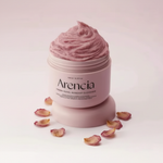 Nettoyant Mochi Rose – pot ouvert, pétales, fond blanc